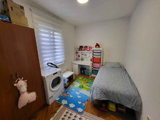 Apartment mit zwei Schlafzimmern in Petrovac in einer ruhigen Gegend, nur wenige Gehminuten vom Strand entfernt — photo 5